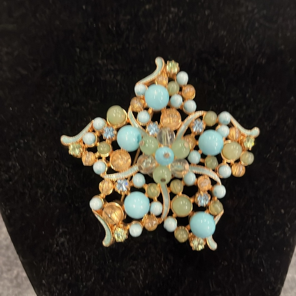 Vintage 1960s Turquoise Blue, green gold tone Brooch.